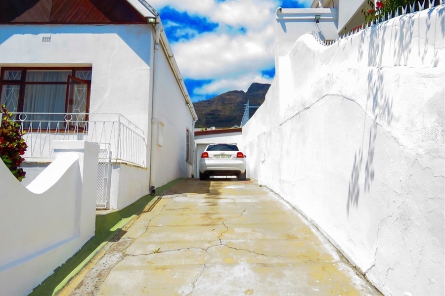 To Let 3 Bedroom Property for Rent in Woodstock Western Cape